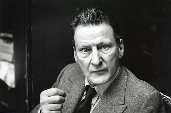 R Lucian Freud1922~2011F(xin)ɮҮĮ